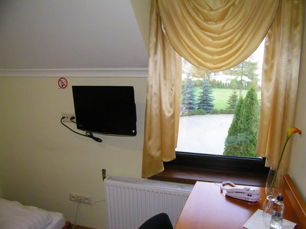 Hotel Restauracja Tawerna 格利维采 客房 照片