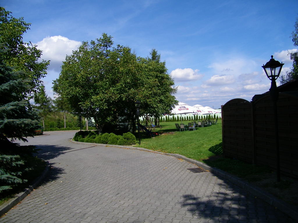 Hotel Restauracja Tawerna 格利维采 外观 照片