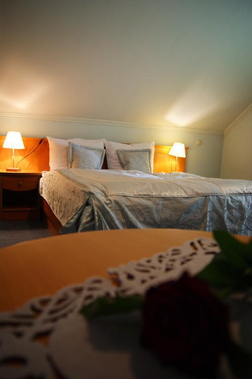 Hotel Restauracja Tawerna 格利维采 客房 照片
