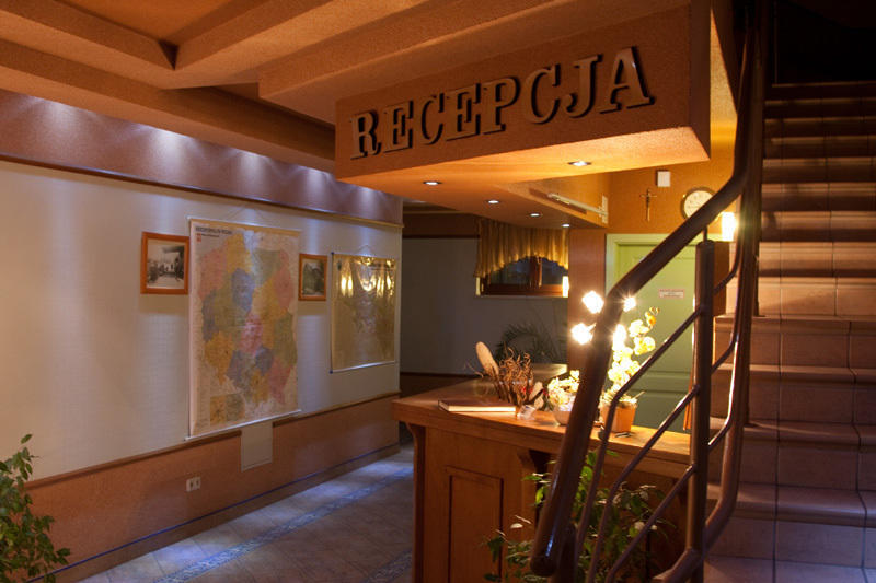 Hotel Restauracja Tawerna 格利维采 外观 照片
