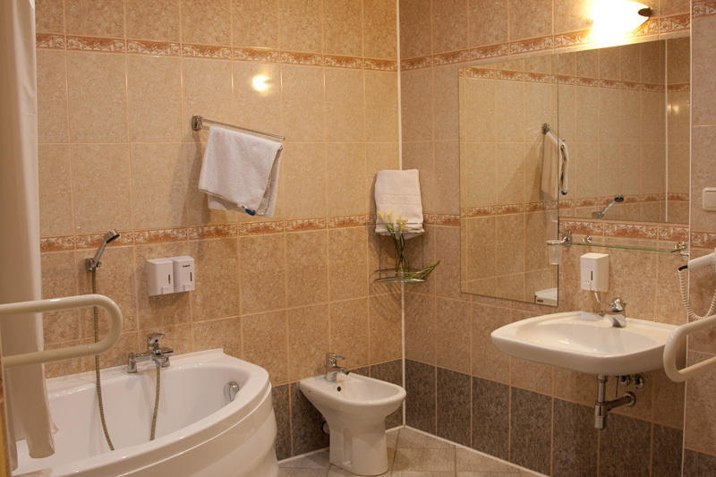 Hotel Restauracja Tawerna 格利维采 外观 照片