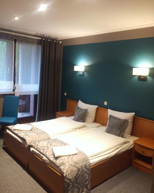 Hotel Restauracja Tawerna 格利维采 外观 照片